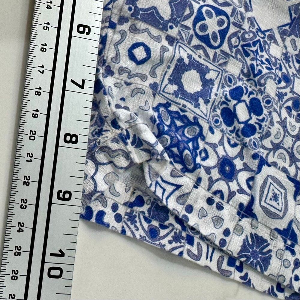 Vanity (Italy) 100% linen shorts. Blue/white. Medium (no tags) - Picture 7 of 7